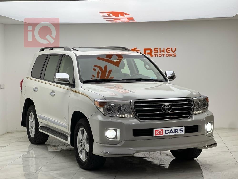 تويوتا لاندكروزر